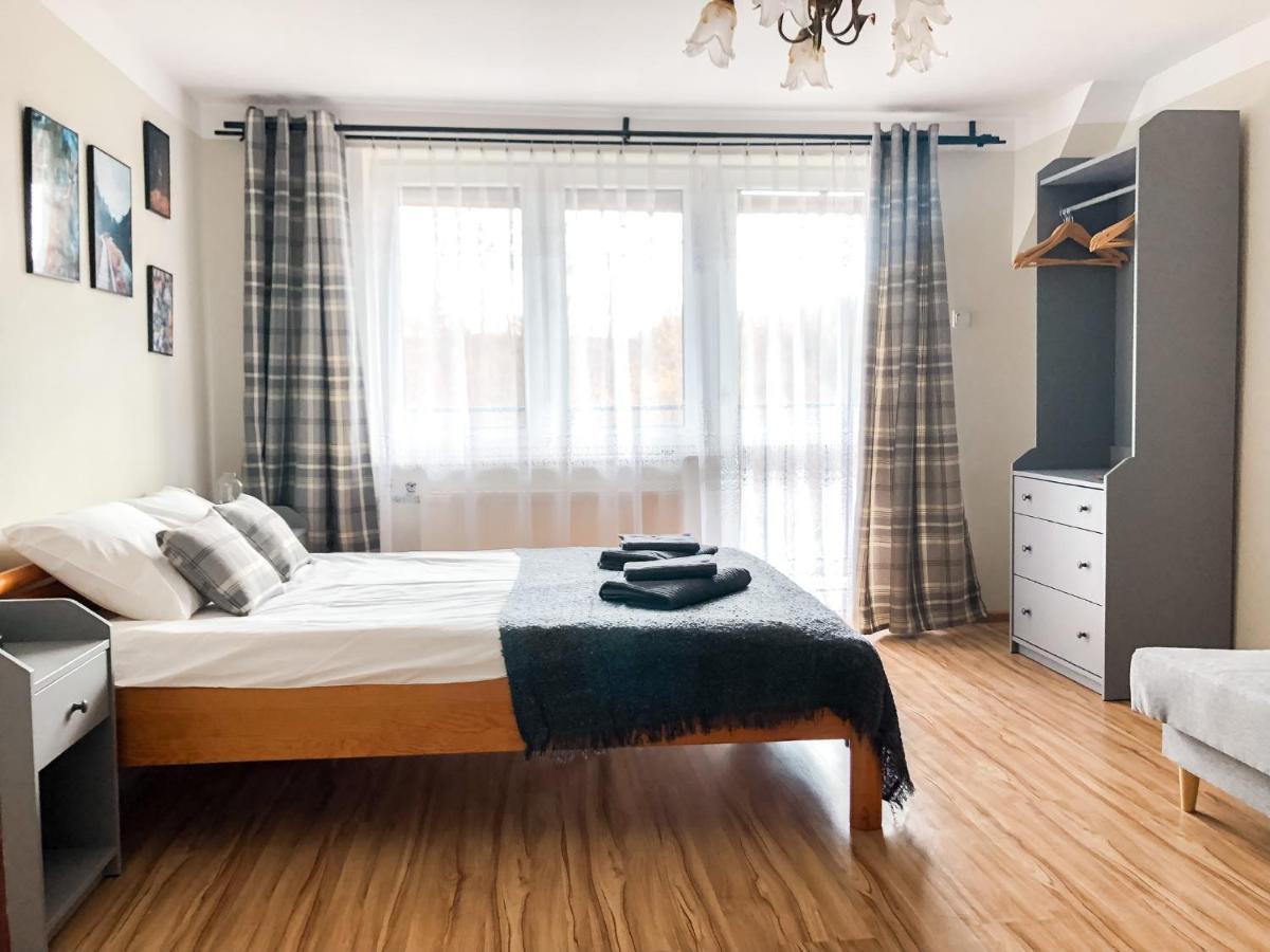 Apartamenty Przy Strumyku 슈차브니차 외부 사진