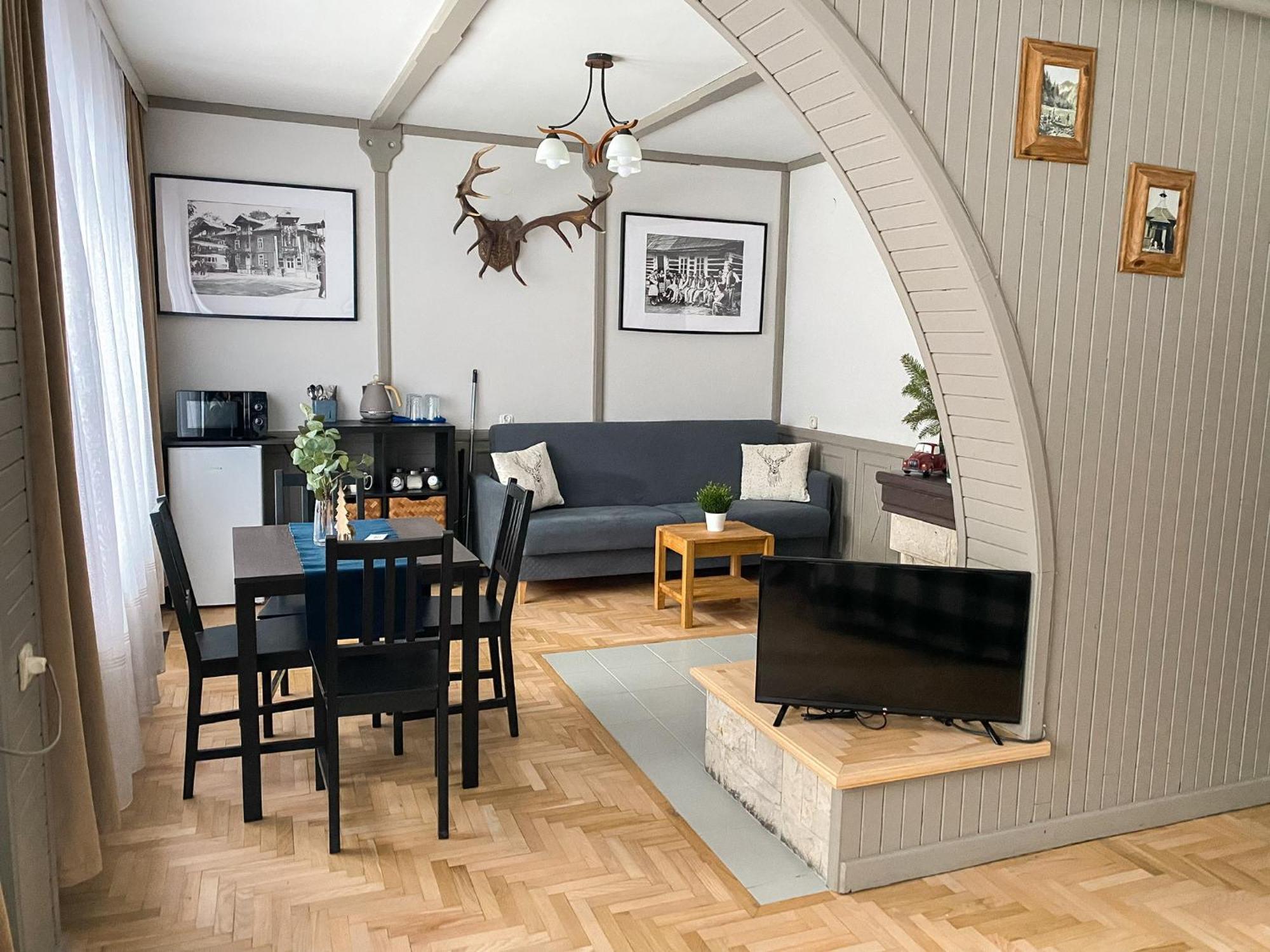 Apartamenty Przy Strumyku 슈차브니차 외부 사진
